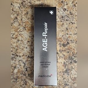 MEDICUBE AGE-Repair Deep Lifting Age Repair Cream